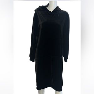 Womens velour dress size M